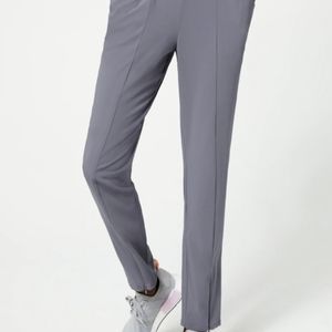 Jaannu skinny pull up scrubs PETITE